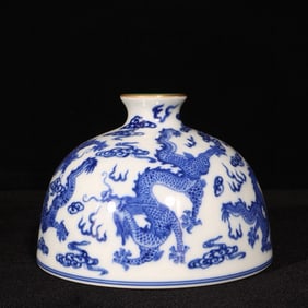 An Exquisite Blue and White Painted Gold Auspicious Cloud and Dragon Pattern Vase