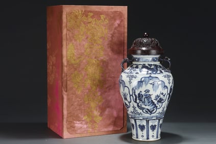 A Huge Blue and White Lotus,Character and Story Pattern Double-Ears Bottle