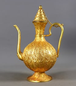 An Exquisite Gilt Bronze Dragon Pattern Ewer