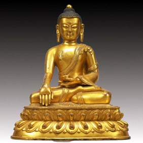 A Solemn Gilt Bronze Statue of Sakyamuni