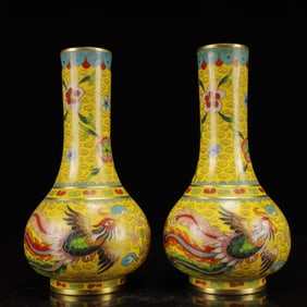 A Pair of Ecmxquisite Cloisonne Flower Dragon and Phoenix Pattern Vases