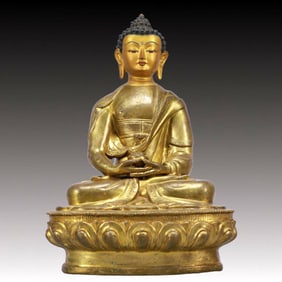 A Solemn Gilt Bronze Statue of Sakyamuni