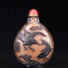An Exquisite GlassAuspicious Phoenix Eagle Pattern Snuff Bottle