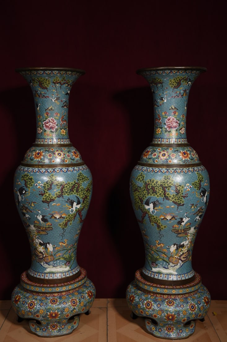 A Pair of Exquisite Cloisonne Pine and Crane Pattern Vases (1 of 11)