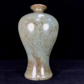 An Exquisite Ru yao Vase