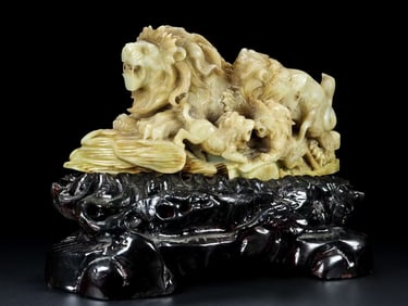 An Exquisite Gaogu yu Lion Ornament