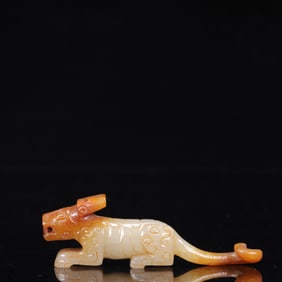 An Exquisite White Jade Auspicious Beast Ornament