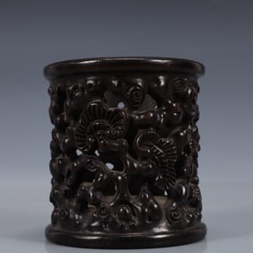An Exquisite Zitanwood Ganoderma lucidum Pattern Brush Pot
