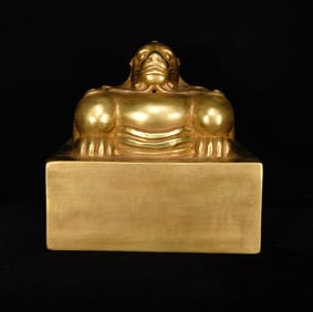 An Exquisite Gilt Auspicious Beast Seal