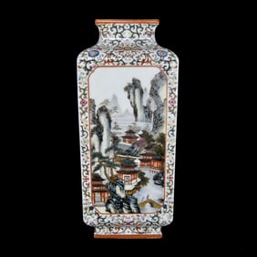An Exquisite Famille-Rose Landscape Pattern Vase,with Poem