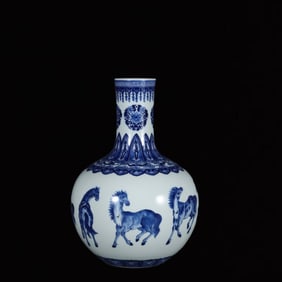 A Exquisite Blue and White Horse Pattern Vase