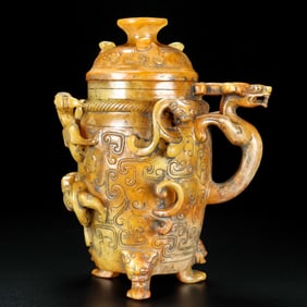 An Archaic Gaogu yu Dragon Pattern Cup