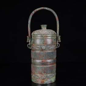 An Archaic Bronze Auspicious Beast Pattern Beast-Ears Ewer,with Inscription