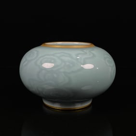 An Exquisite Sky Blue Glazed Auspicious Cloud Pattern Brush Washer
