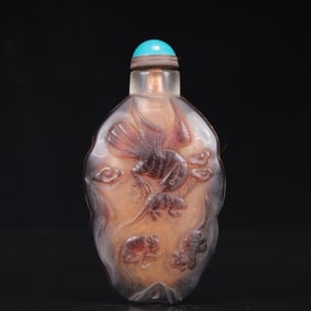 An Exquisite Glass Eagale and Rabbit Pattern  Snuff Bottle
