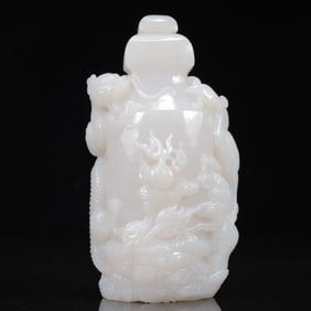 An Exquisite White Jade Dragon Pattern Vase