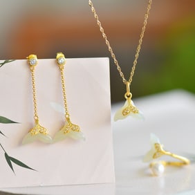 A Set of Fine Sterling Silver-Gold Plated Inlaid White Jade Enamel Jewelry,Inlaid Diamond