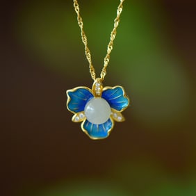 An Exquisite Sterling Silver-Gold Plated Inlaid White Jade Necklace,Inlaid Diamond