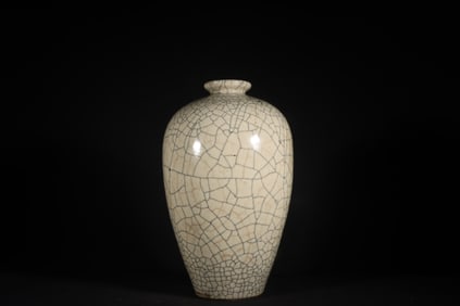 A Exquisite Ge yao Cream Glazed Vase