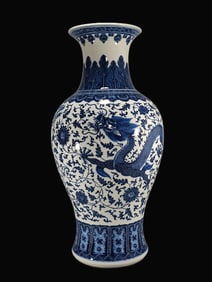 A Exquisite Blue and White Lotus Pattern Dragon Phoenix Pattern Fish-Tail Shaped Vase
