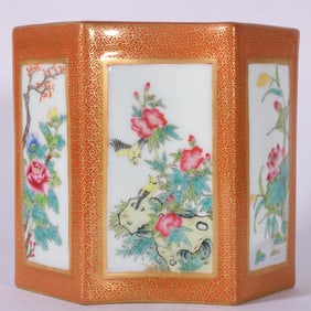 A Exquisite Enamel Iron-Red Painted Gold Flower Bird Pattern Brush Pot