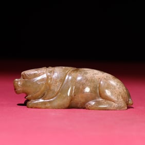 A Rare Hetian Jade Gray Skin Bear