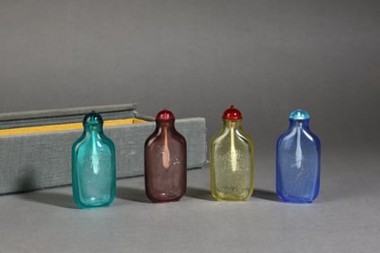 A Exquisite A Set of Colored Glaze Snuff Bottles