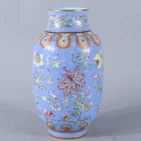 Famille-Rose Blue Glaze Flower Pattern Vase