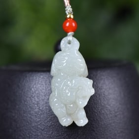 A Exquisite Hotan Jade Tiger Pendant