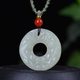 A Exquisite Hotan Jade Auspicious Beast Pattern Pendant