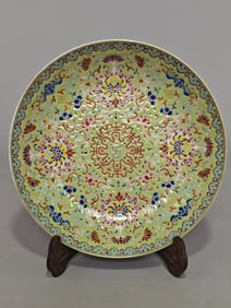 An Exquisite Famille-Rose Green Ground Lotus Pattern Plate