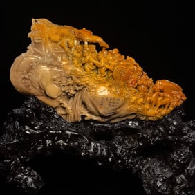 An Exquisite Shoushan Stone Character and Story Pattern Ornament