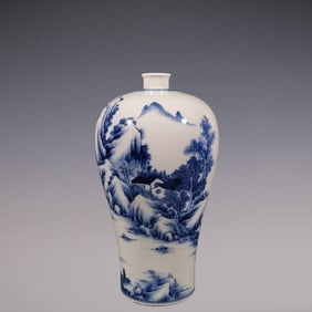 An Exquisite Blue and White Landscape and Figure Pattern Vase