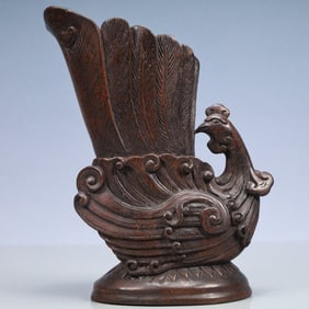 An Exquisite Eaglewood Flower Pattern Goblet