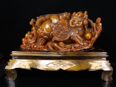 An Exquisite Shoushan Stone Character and Story Pattern Ornament