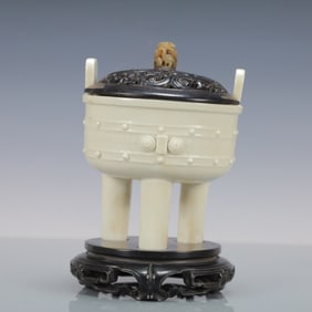 A Exquisite Ding yao Inlaid Zitanwood Double-Ears and Tripod Censer