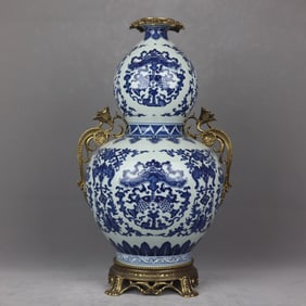 An Exquisite Blue and White Inlaid Bronze Bats and Peach Pattern Lotus Pattern Gourd-Shaped