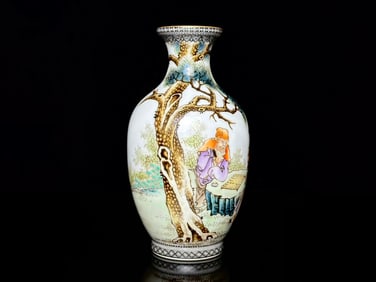 An Exquisite Ink Color Painted Gold Character and Story Pattern with poem Vase