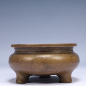 An Exquisite Bronze Tripod Censer