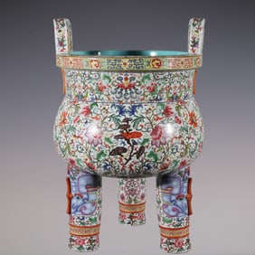 An Exquisite Famille-Rose Lotus Pattern Beast-Face Pattern Bats and Peach Pattern Double-Ears and