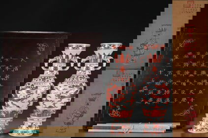 An Exquisite Iron-Red Dragon Pattern Seawater Pattern Lotus Pattern Double-Ears Vase