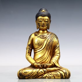 A Exquisite Gilt Bronze Statue of Sakyamuni