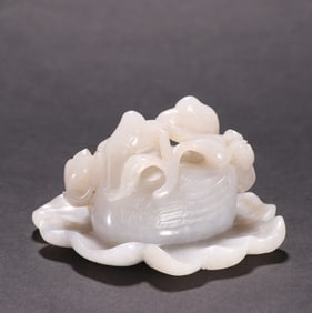 An Exquisite White Jade Goose Ornament