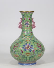 An Exquisite Famille-Rose Green Ground Lotus Pattern Phoenix Pattern Double-Ears Vase