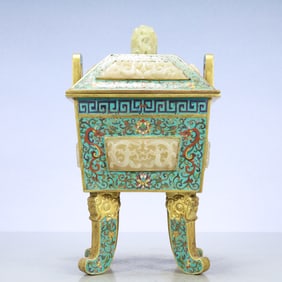 A Exquisite Cloisonne Inlaid White Jade Lotus Pattern Dragon Pattern Double-Ears Censer