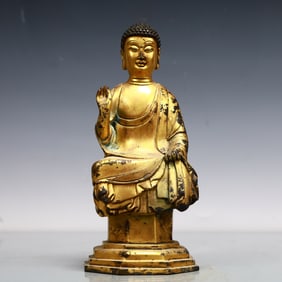 A Exquisite Gilt Bronze Statue of Sakyamuni