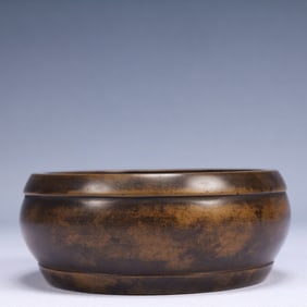 An Exquisite Bronze Censer