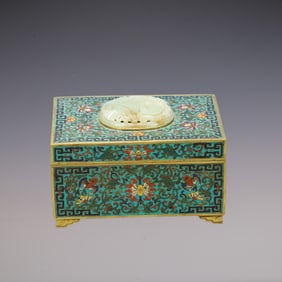 A Exquisite Cloisonne Inlaid White Jade Lotus Pattern Flower and Bird Pattern Box