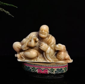 An Exquisite Shoushan Stone Statue of Arhat Seal Ornament