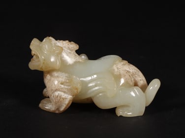 An Exquisite White Jade Auspicious Beast Ornament